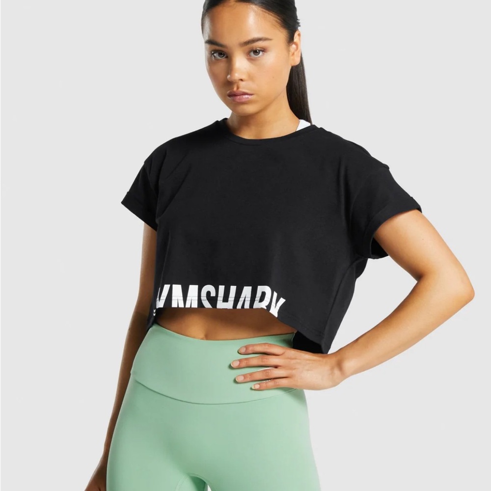 Gymshark Black Crop Top for Women